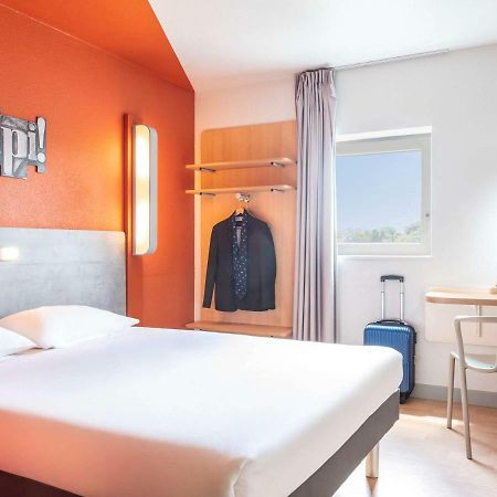 ไอบิส บัดเจ็ต กรีญี ซองทร์ Hotel กริญี ภายนอก รูปภาพ