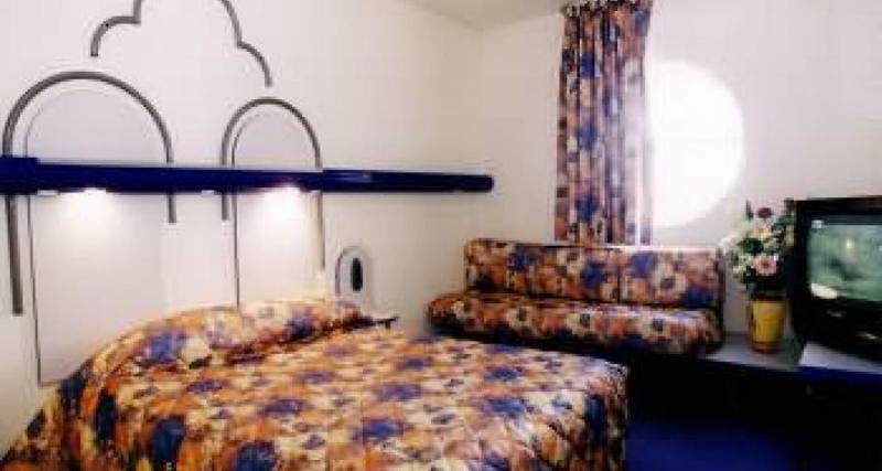 ไอบิส บัดเจ็ต กรีญี ซองทร์ Hotel กริญี ภายนอก รูปภาพ