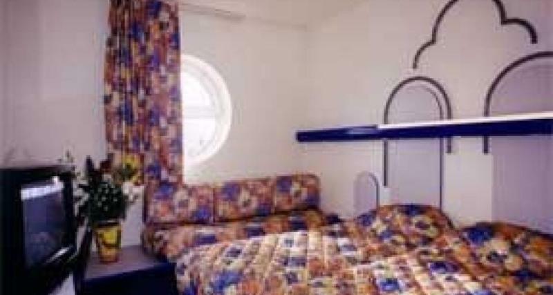 ไอบิส บัดเจ็ต กรีญี ซองทร์ Hotel กริญี ภายนอก รูปภาพ